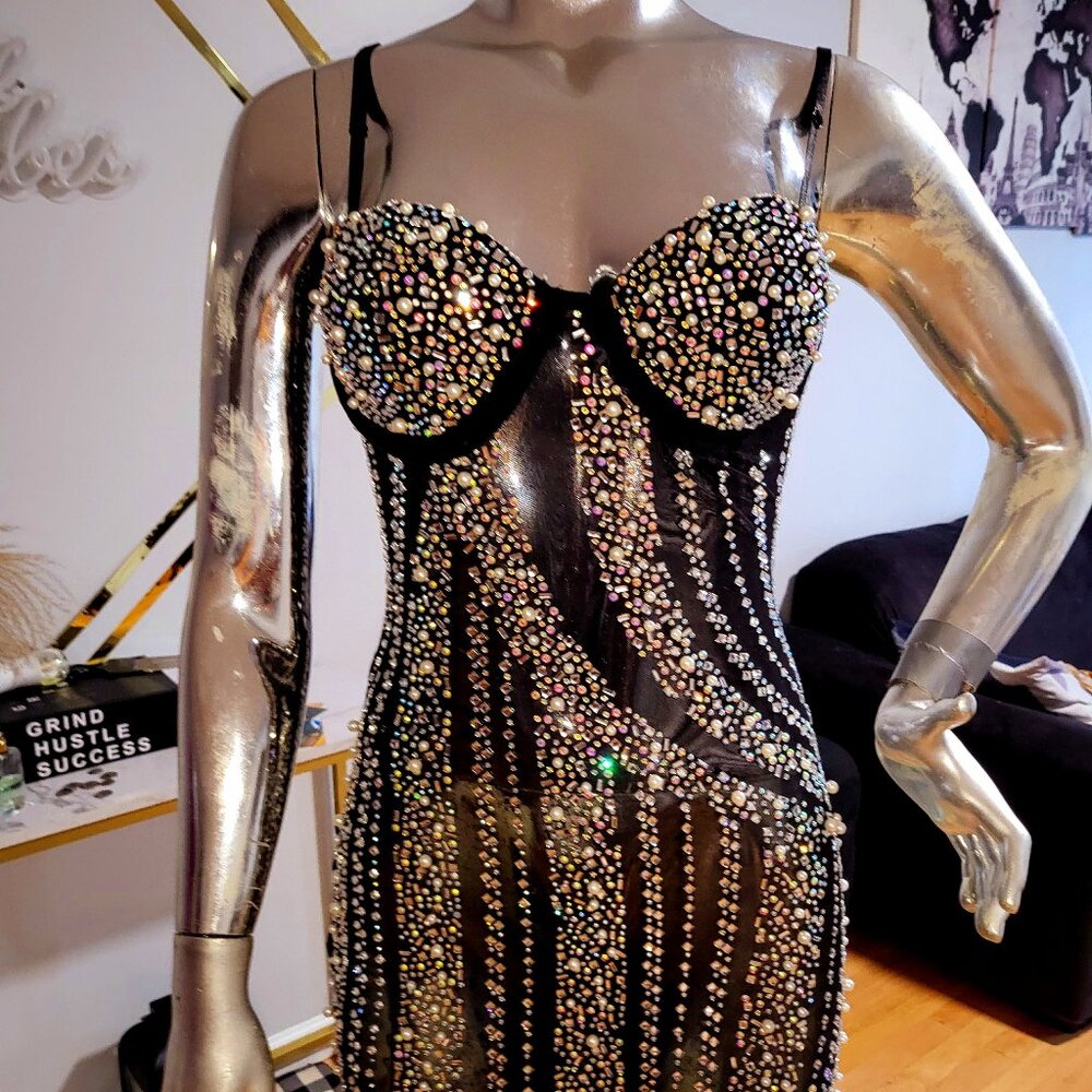 ***Sexy Black Sleevess Cupped Sparkle Dress Sz S***